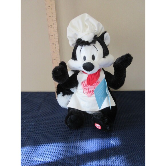 Hallmark/WB PePe Le Pew Plush with Talking 12" "Kiss Zee Chef" NWT - Picture 3 of 8